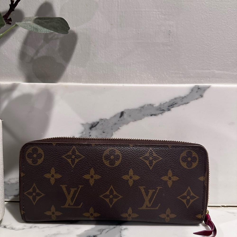 Authentic Louis Vuitton Clemence Wallet